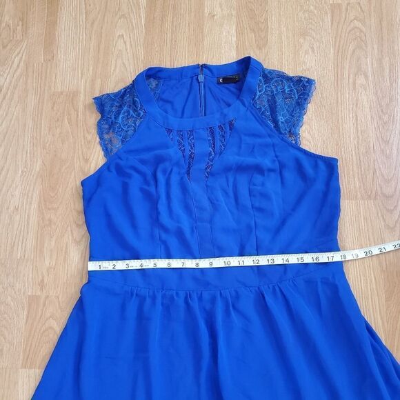 City Chic Lace Inset Fit & Flare Dress Sz XS/14 - Picture 8 of 12